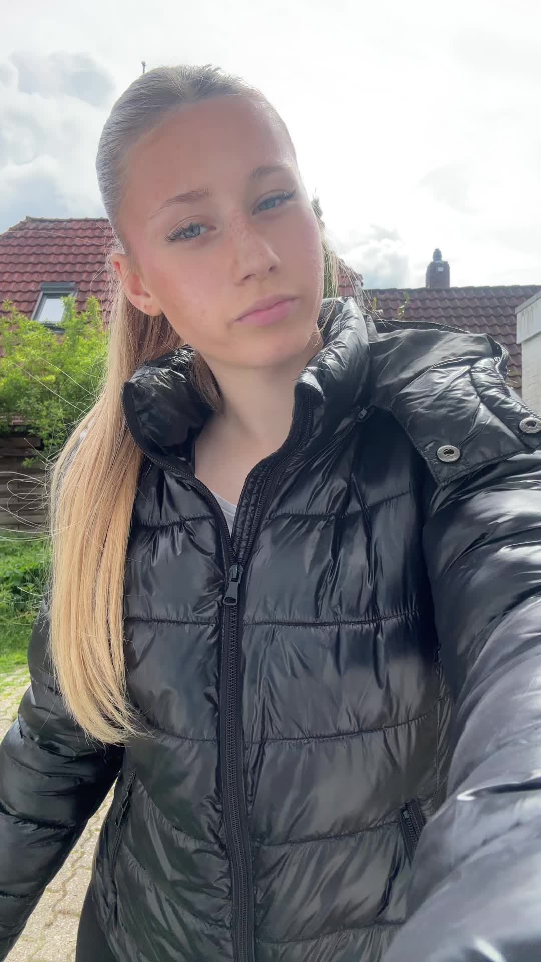@𝐂𝐞𝐥𝐢𝐧𝐞🦥
