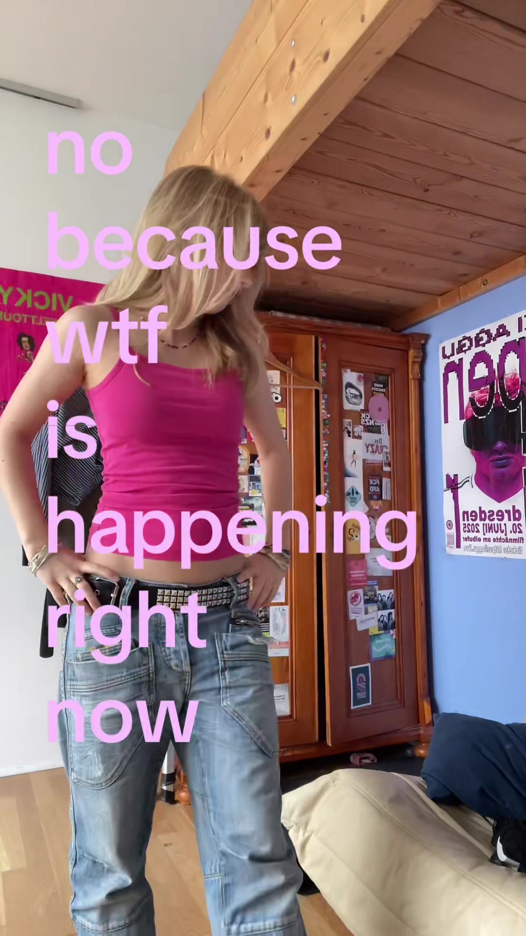 @ella🚩