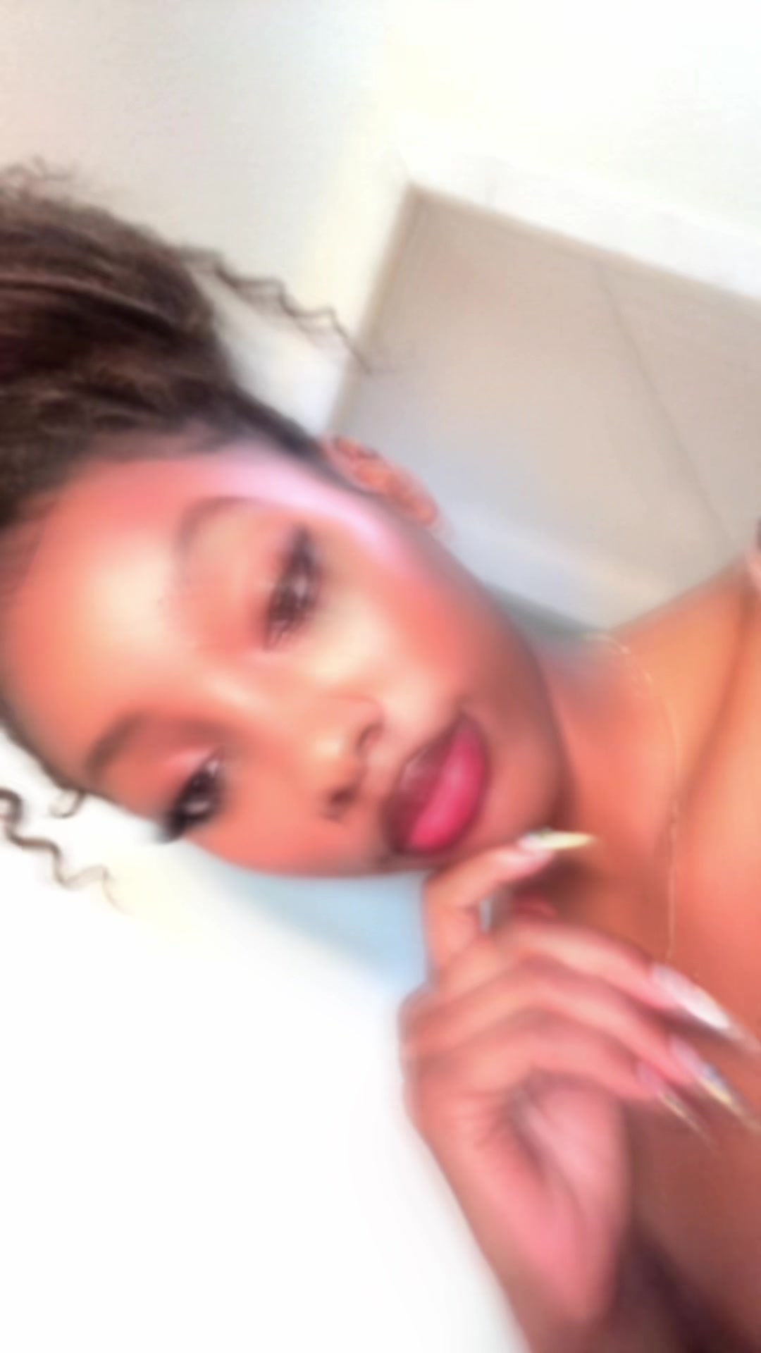 @Pyt.me_