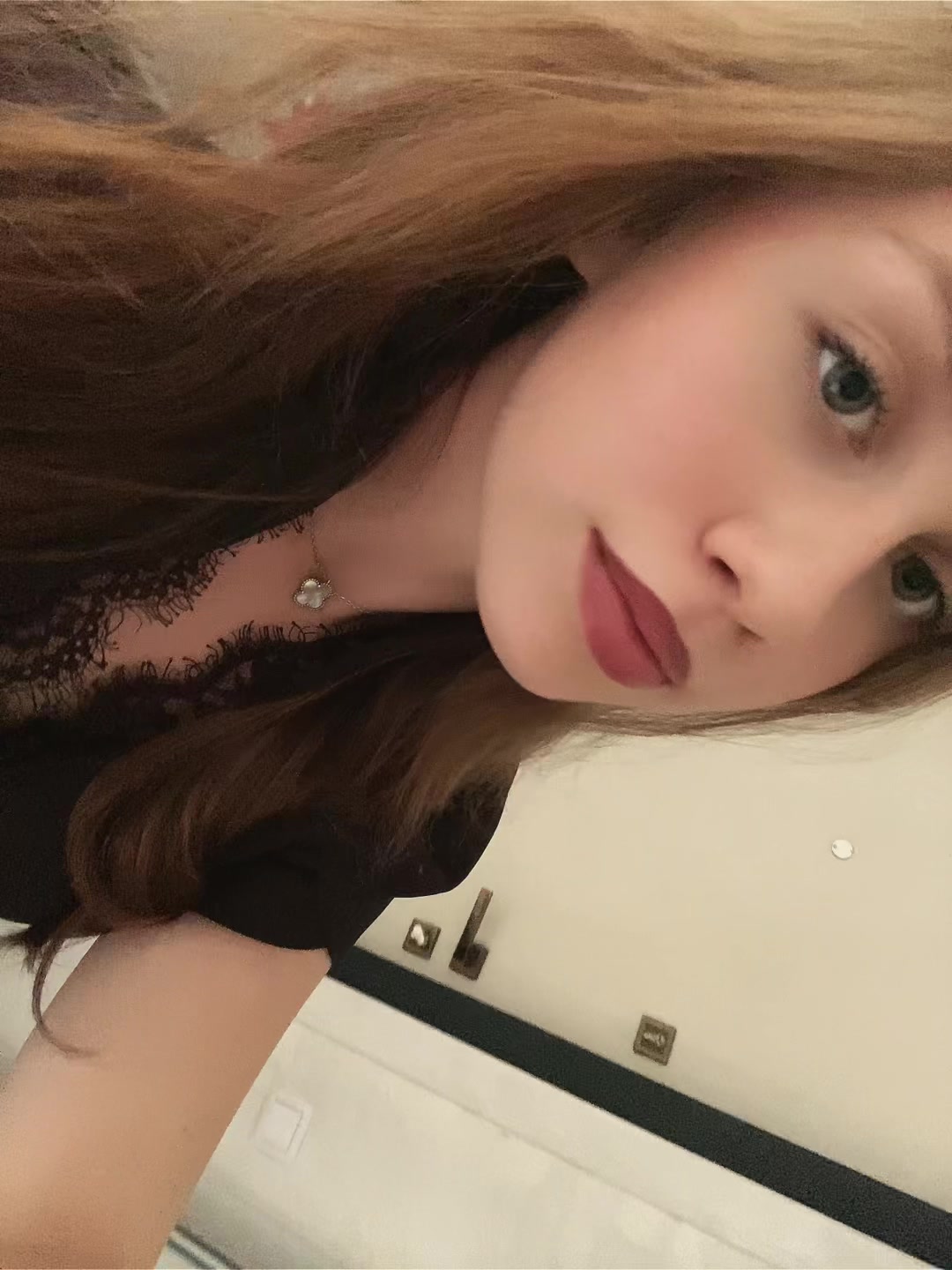 @Lizzx🎀🧸