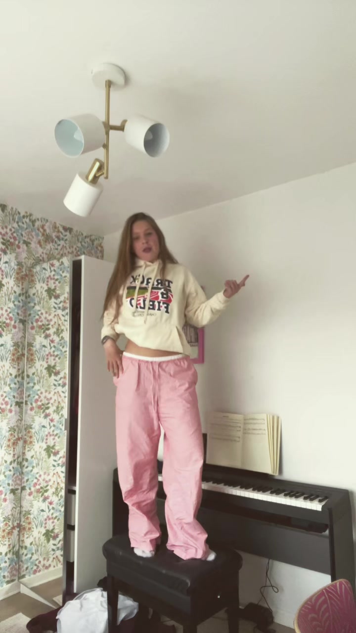 @erinsprivateac
