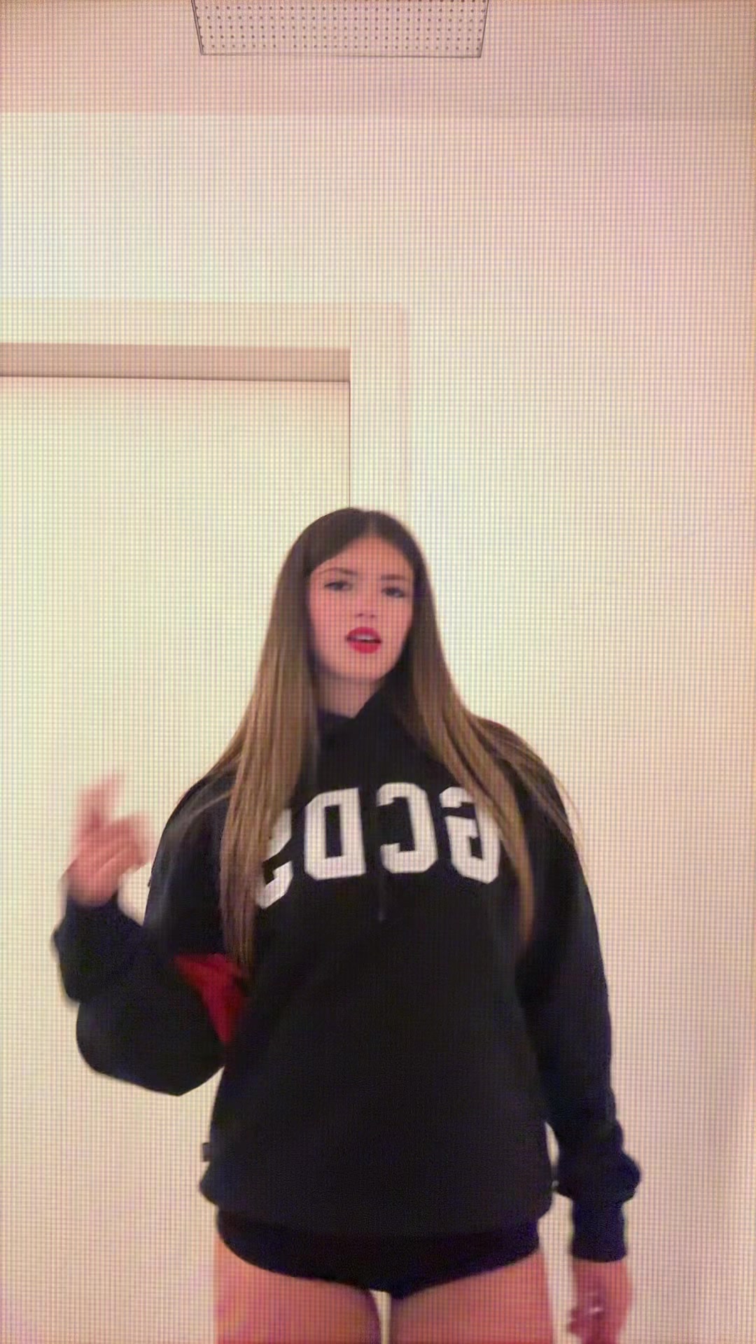 @cloecarpino__