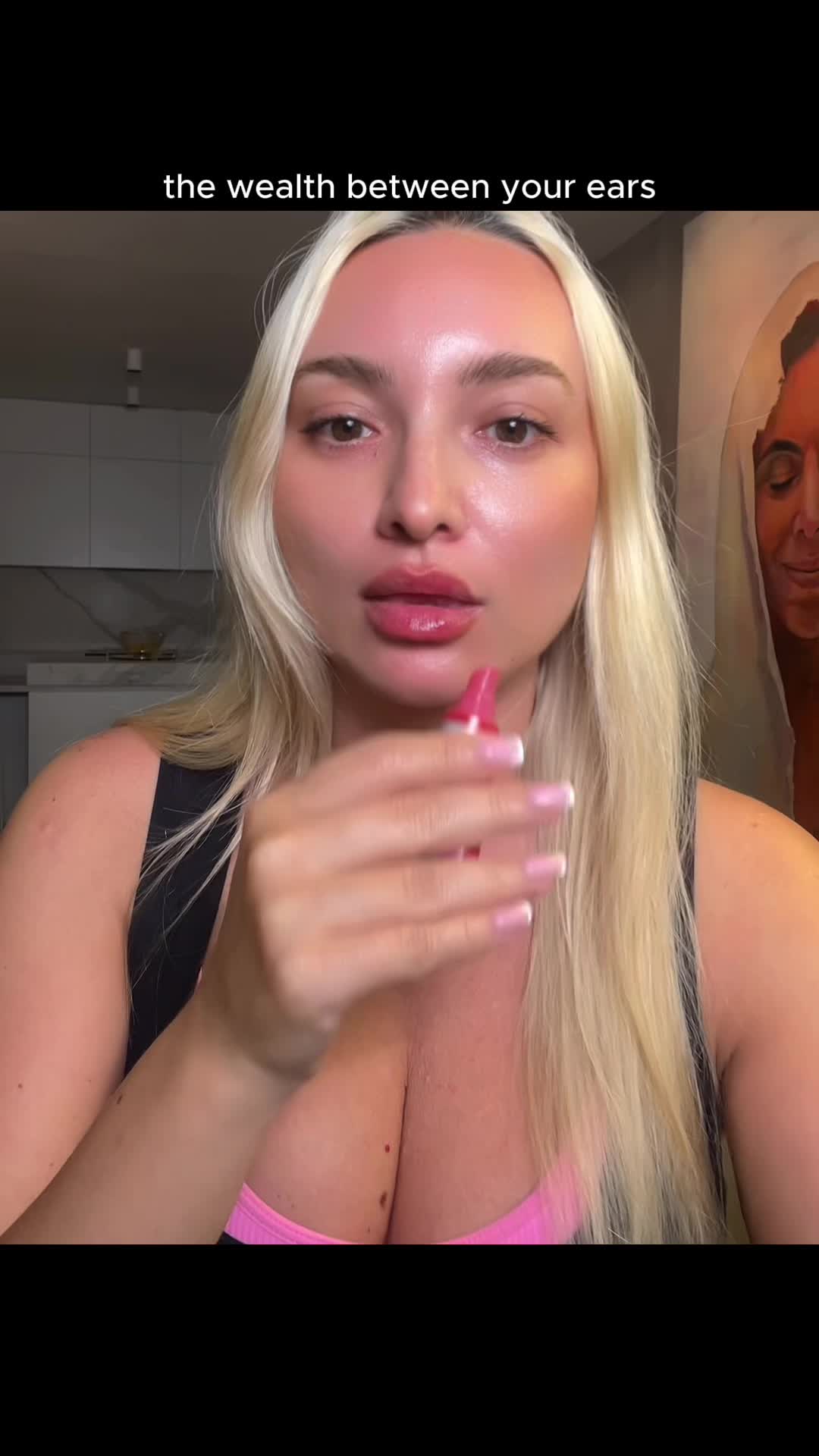 @IG: @salesgirlyangela