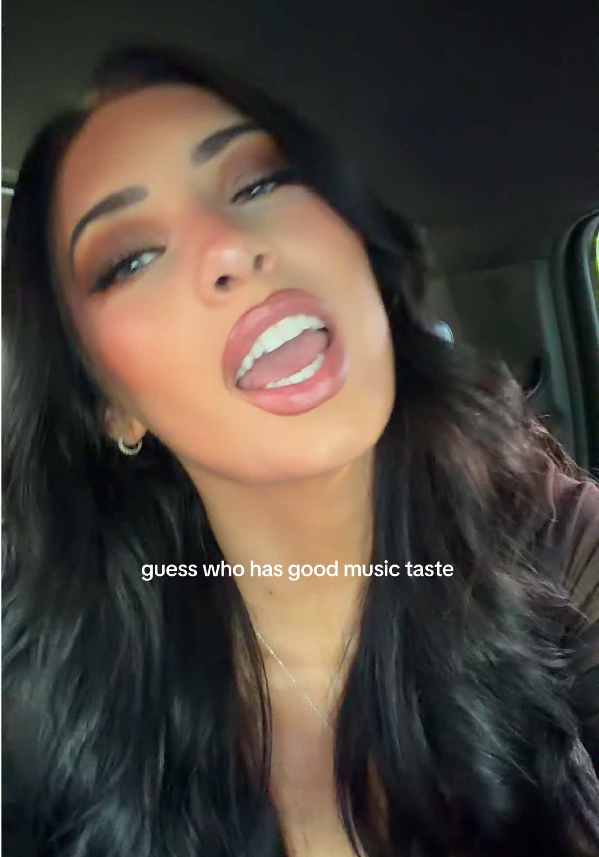 @Elle B