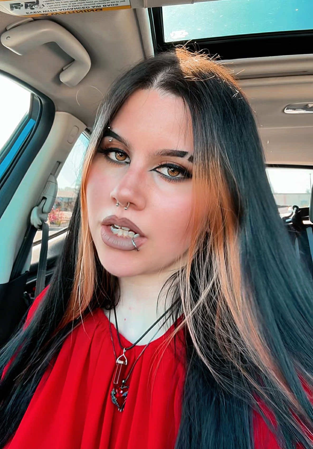 @𝖁𝖆𝖒𝖕𝖎𝖗𝖊𝖘𝖘 🦇🧛🏻&zwj;♀️🥀