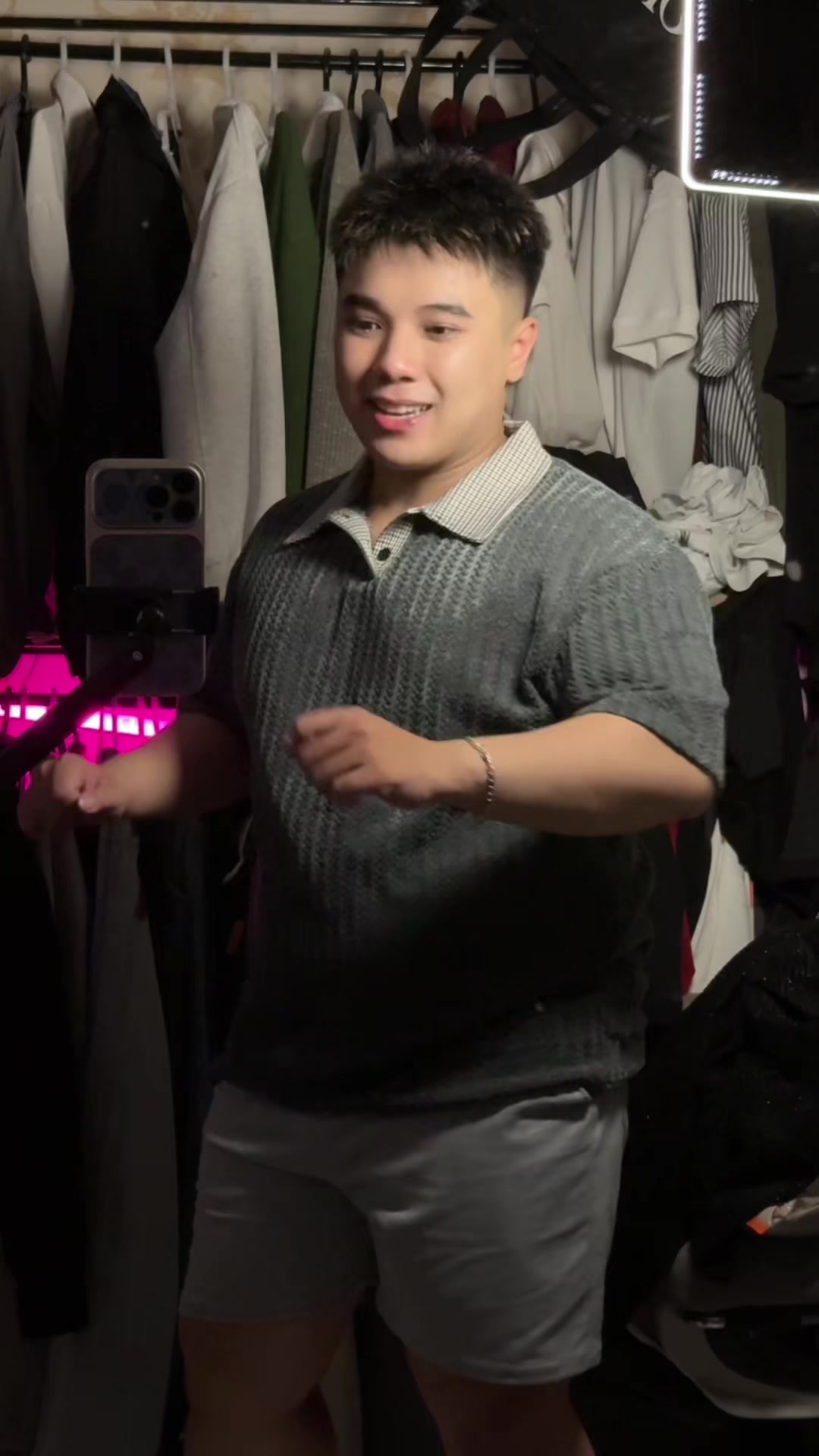 @T&ugrave;ng Mụp N&egrave;