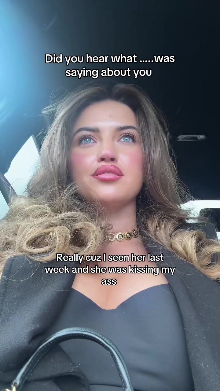 @Kathleenxrooney on insta 🧡🍒