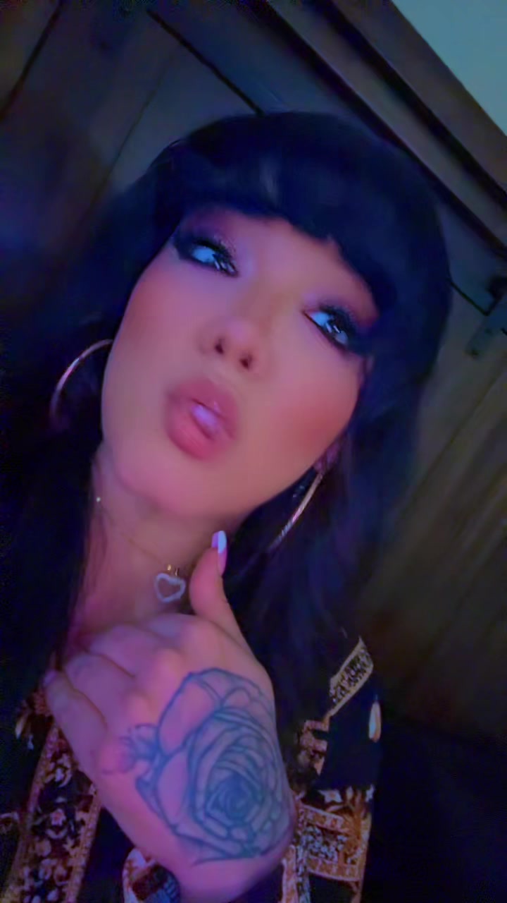 @BECCA✨🤍✨