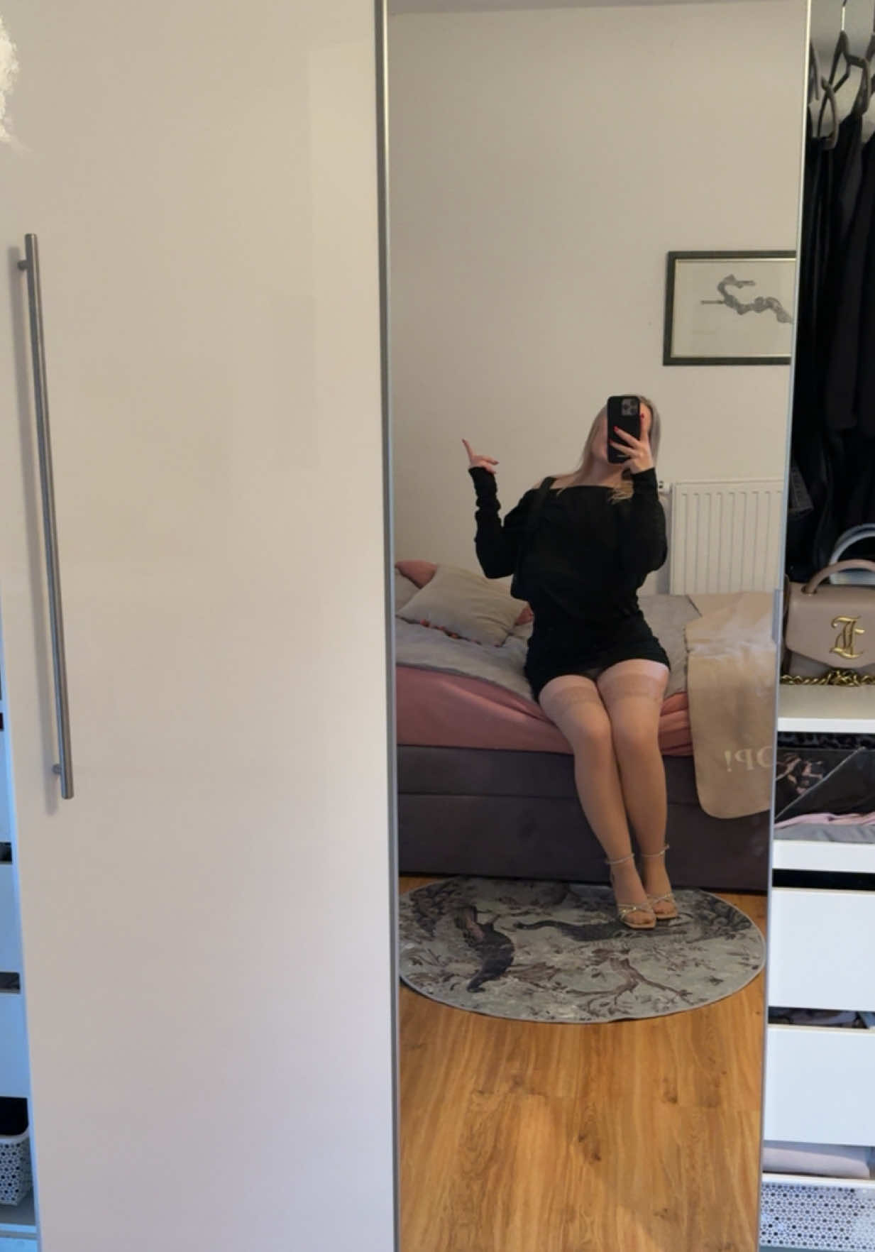 @🍒𝐧𝐧𝐚