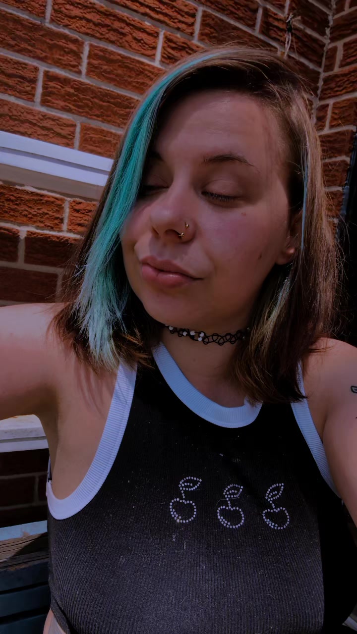 @Buzzedqueen🍉