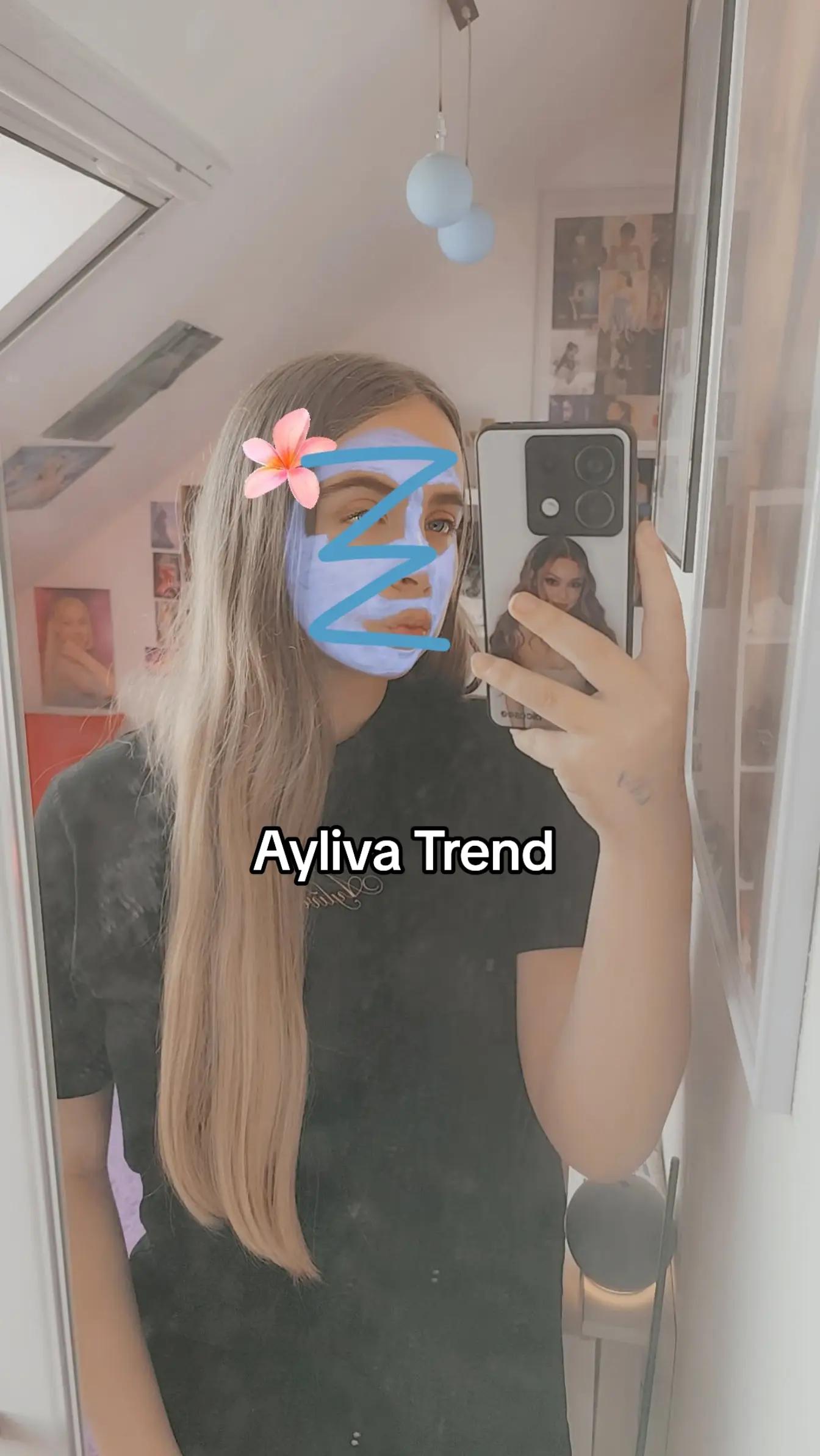 @𝐋𝐢𝐥𝐥𝐲ྀི (𝐅𝐚𝐧𝐏𝐚𝐠𝐞)