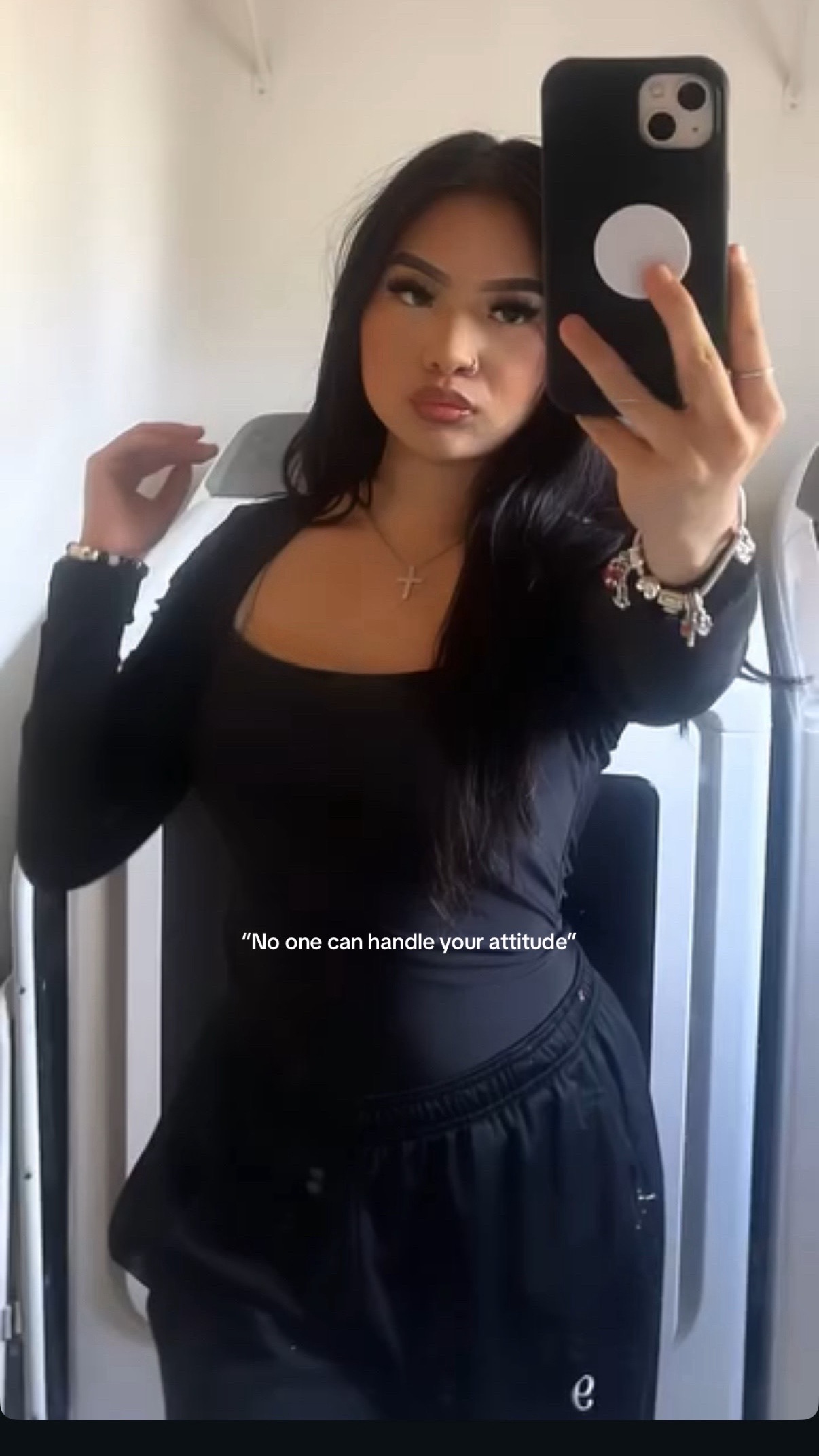 @Hello Kriti🍒