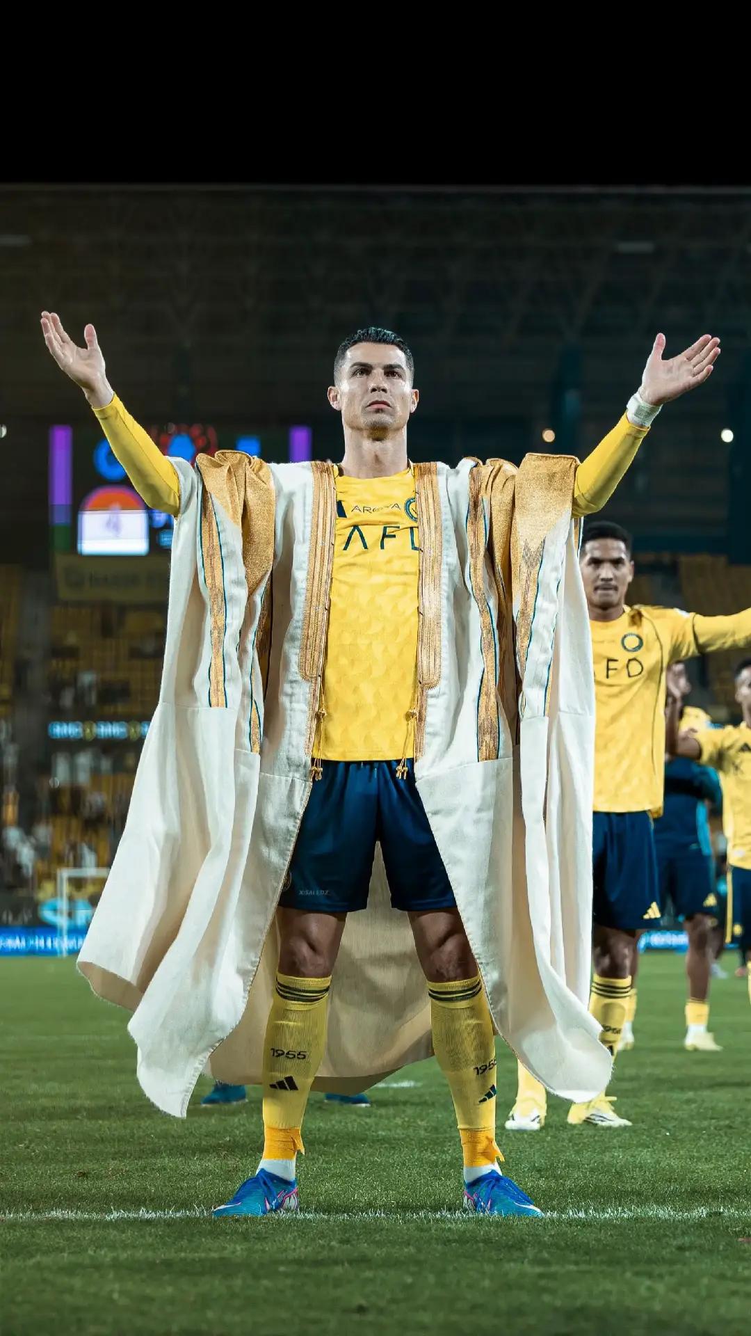 @UR.Cristiano