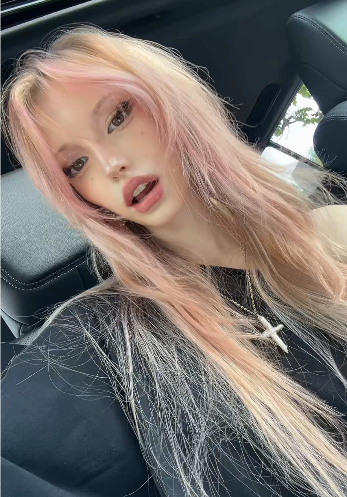 @🪷