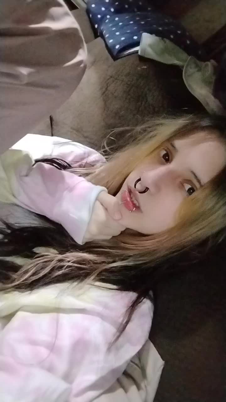 @⦮ ⦯