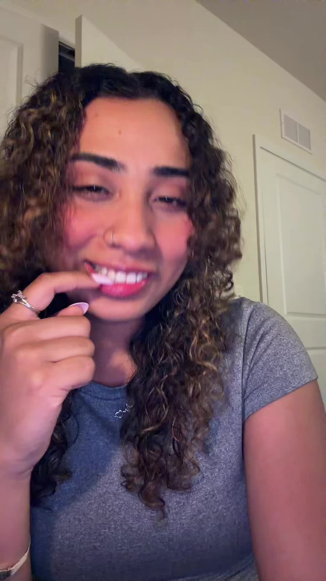 @niahunter_