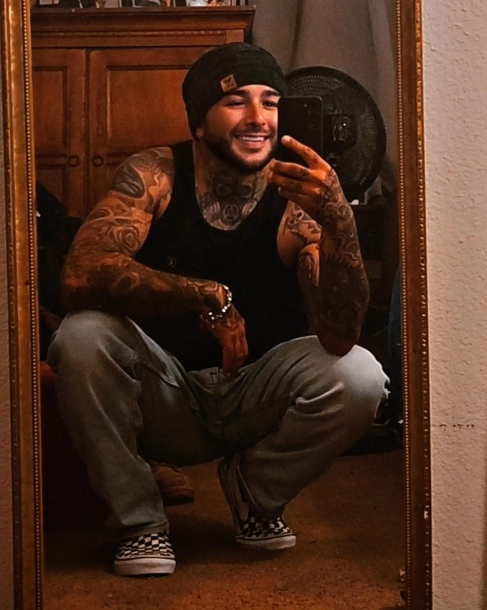 @shorttattooguy