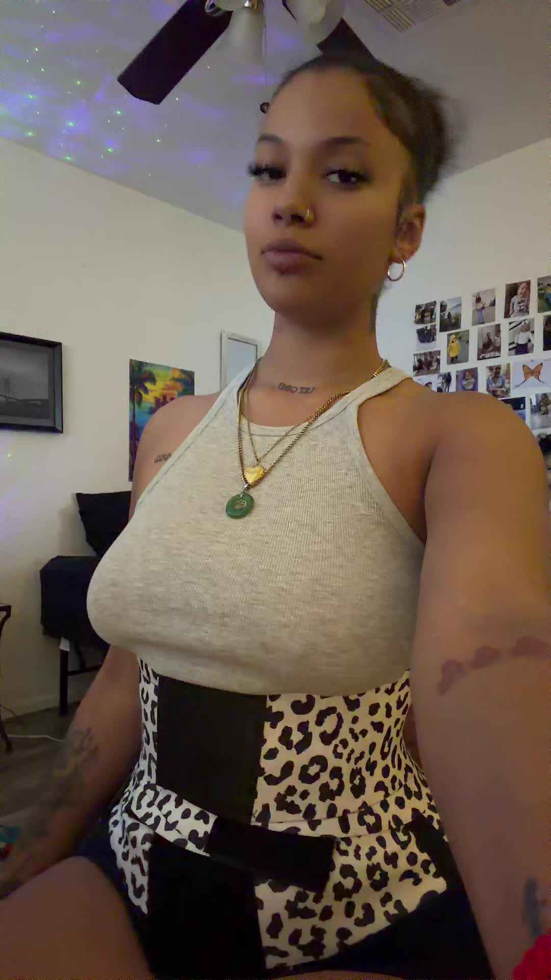 @yanna2cuteee3x