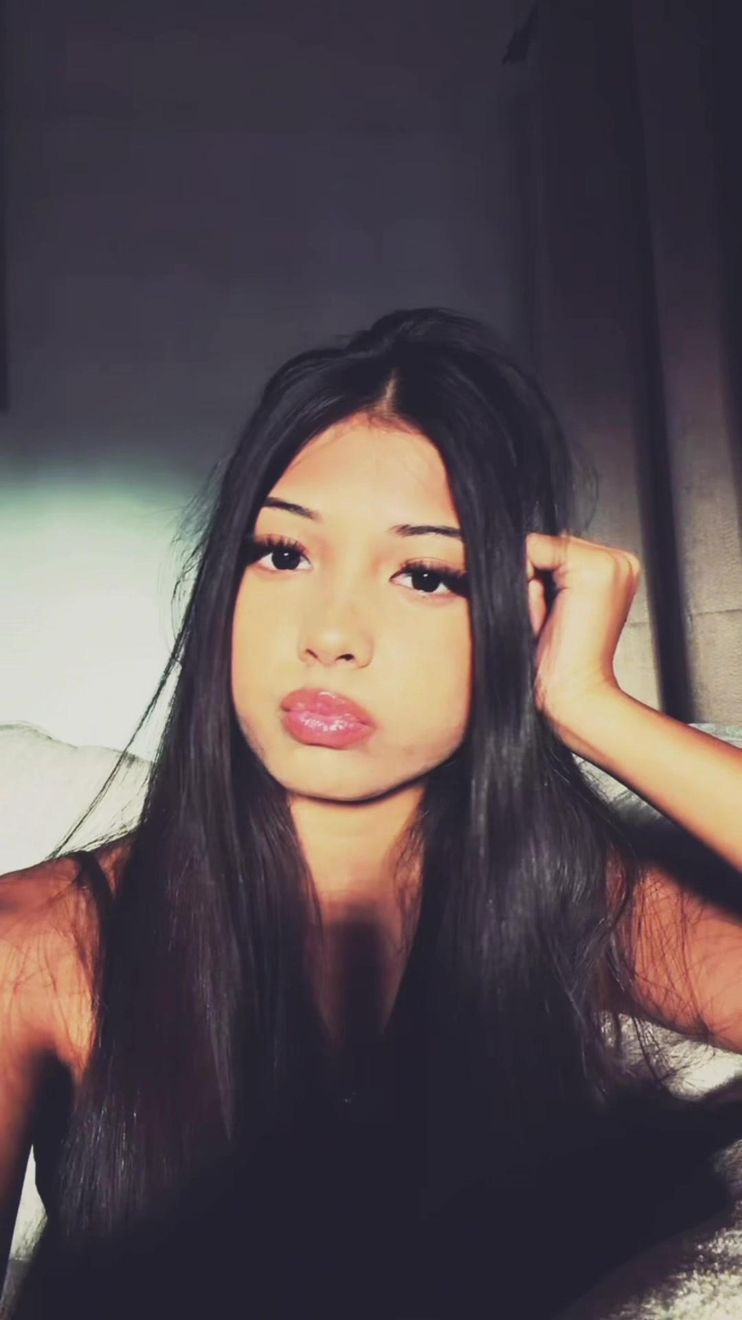@𝐞𝐦𝐢