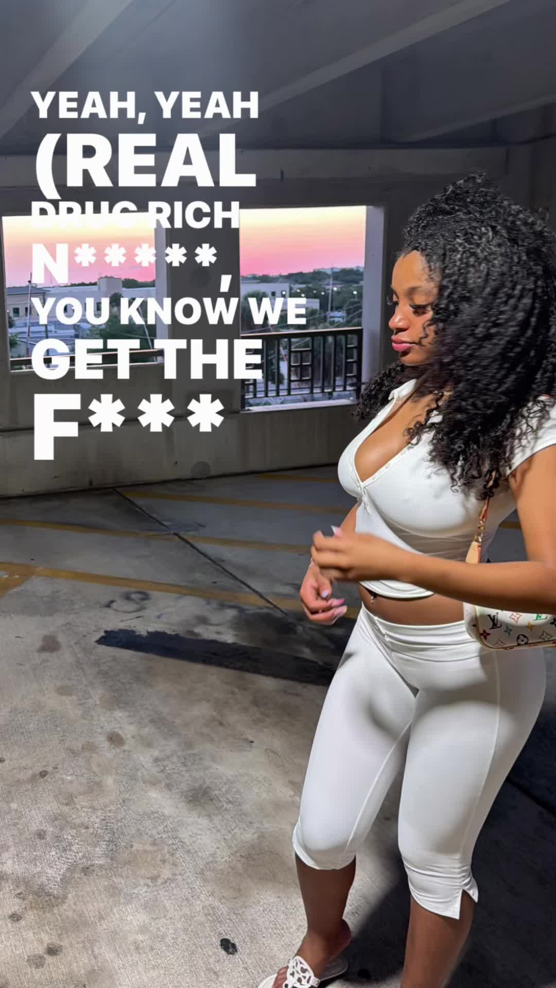 @whosmayabae