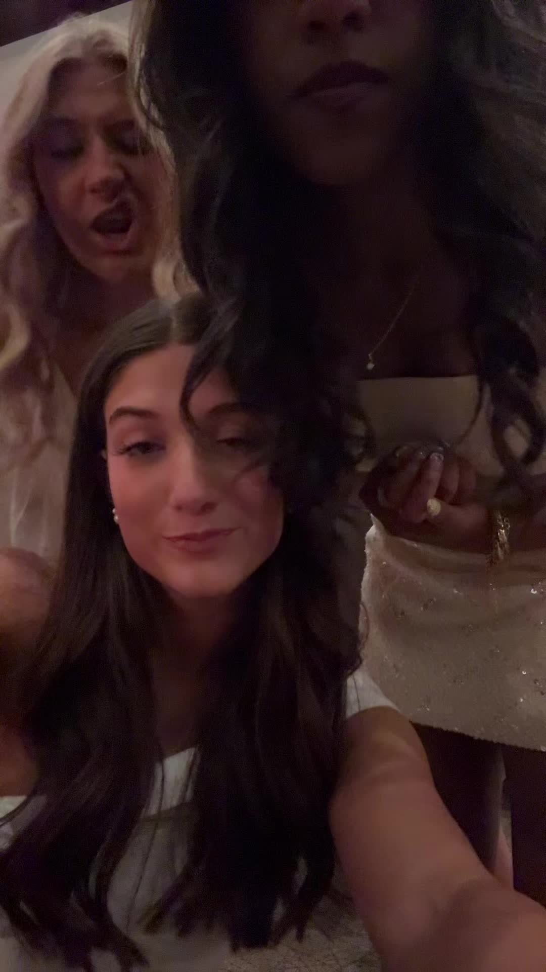 @nidhi