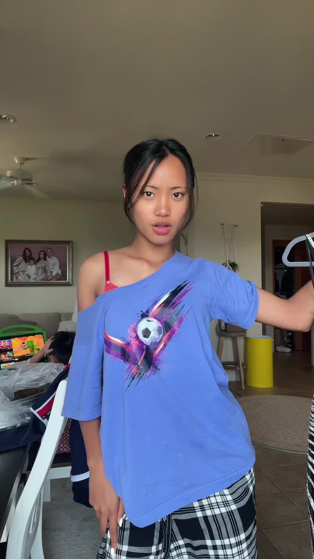 @Dhenny ྀི