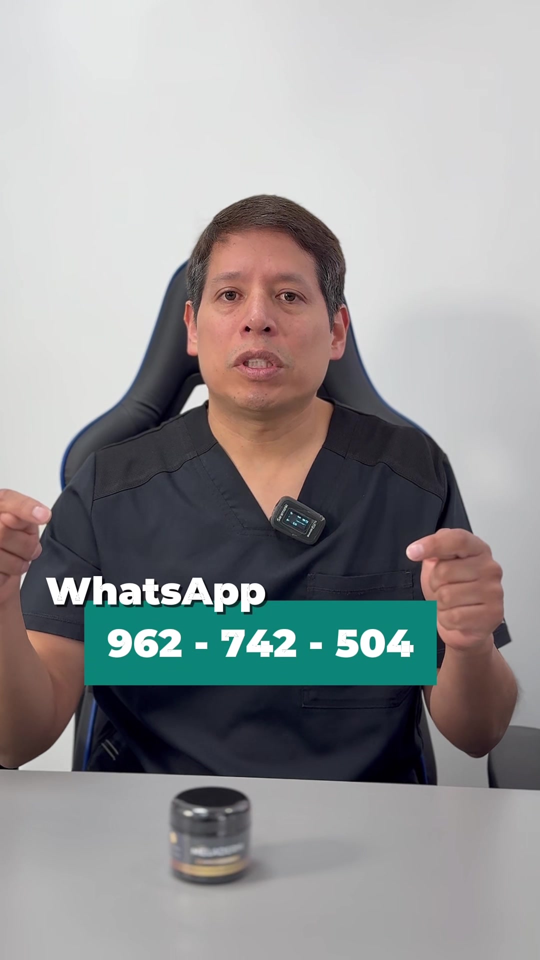 @Dr.Misari_dermat&oacute;logo
