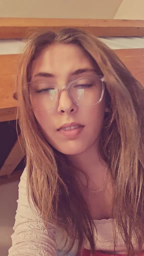 @lolamae