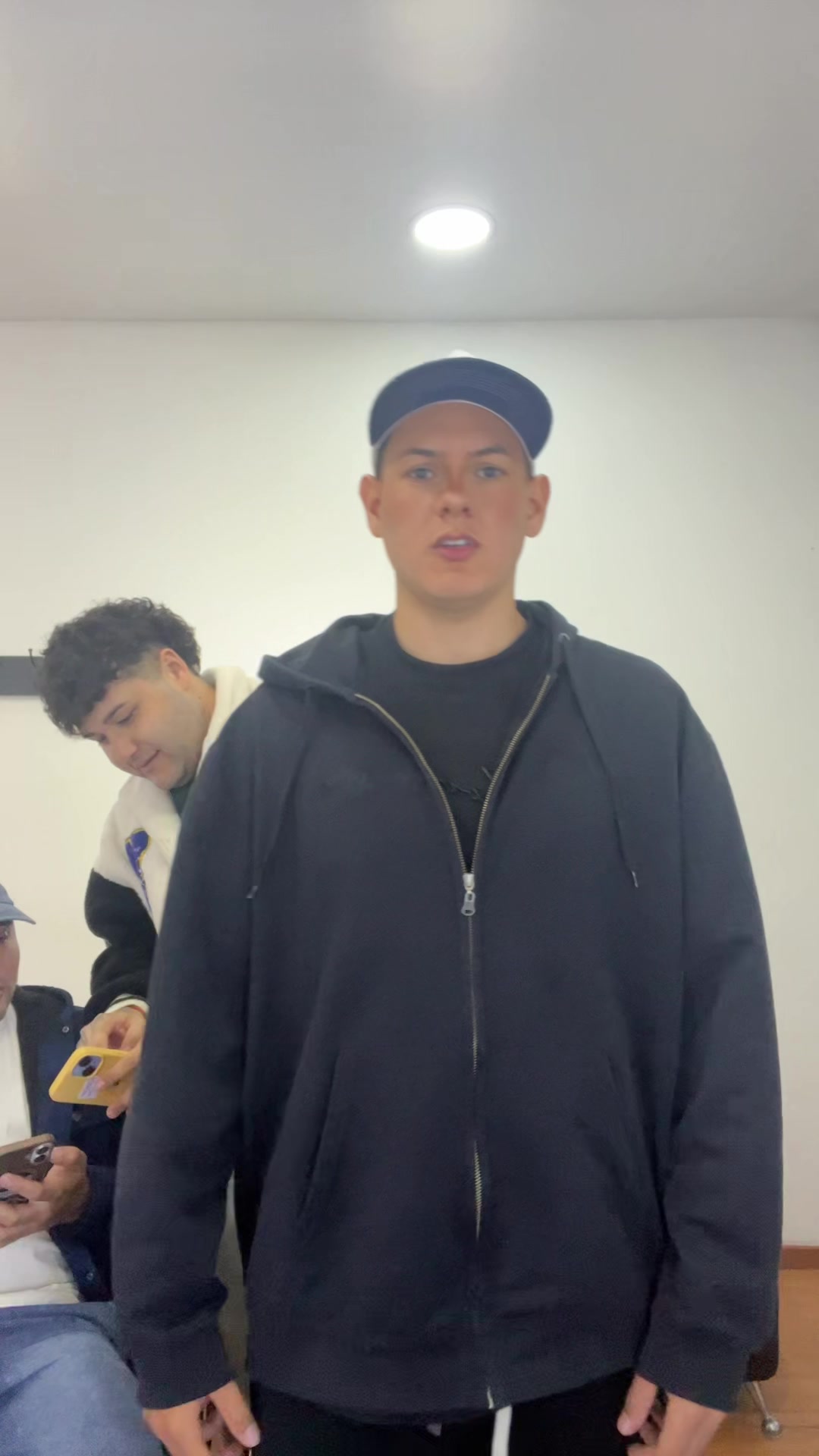 @JG