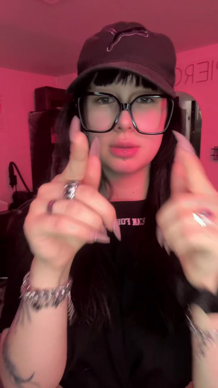 @DAMINIKA