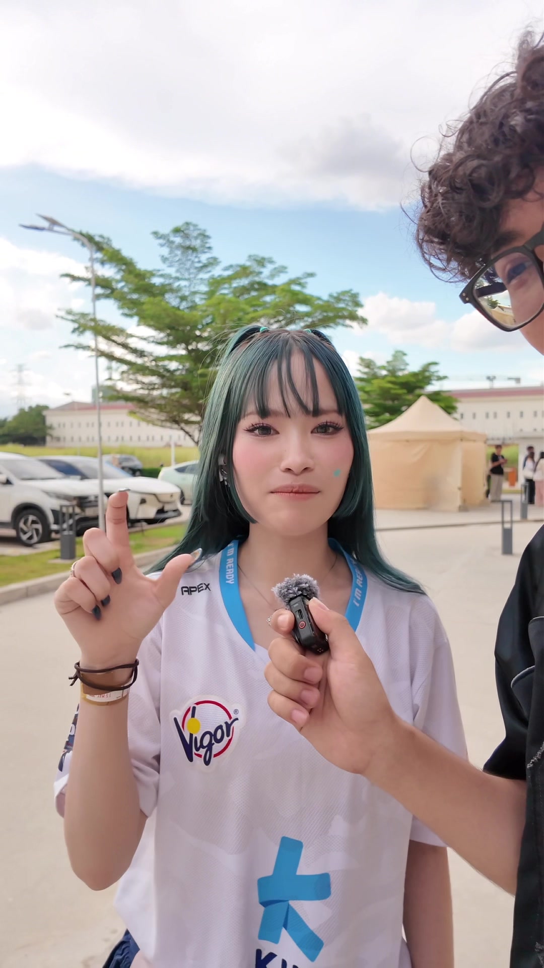 @D.FanGz-រ៉ាឌី