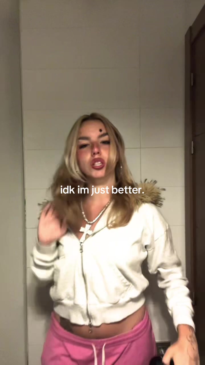 @n0tl4r4_