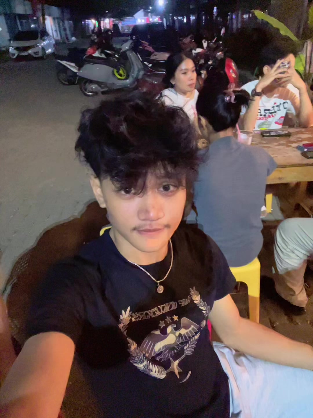 @RyzaPrmna