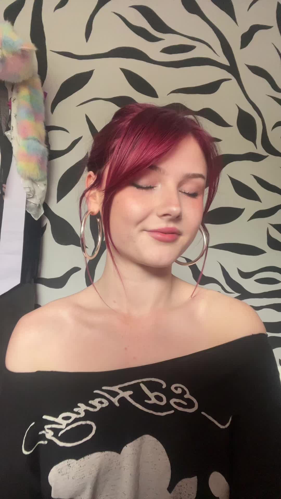 @🦄