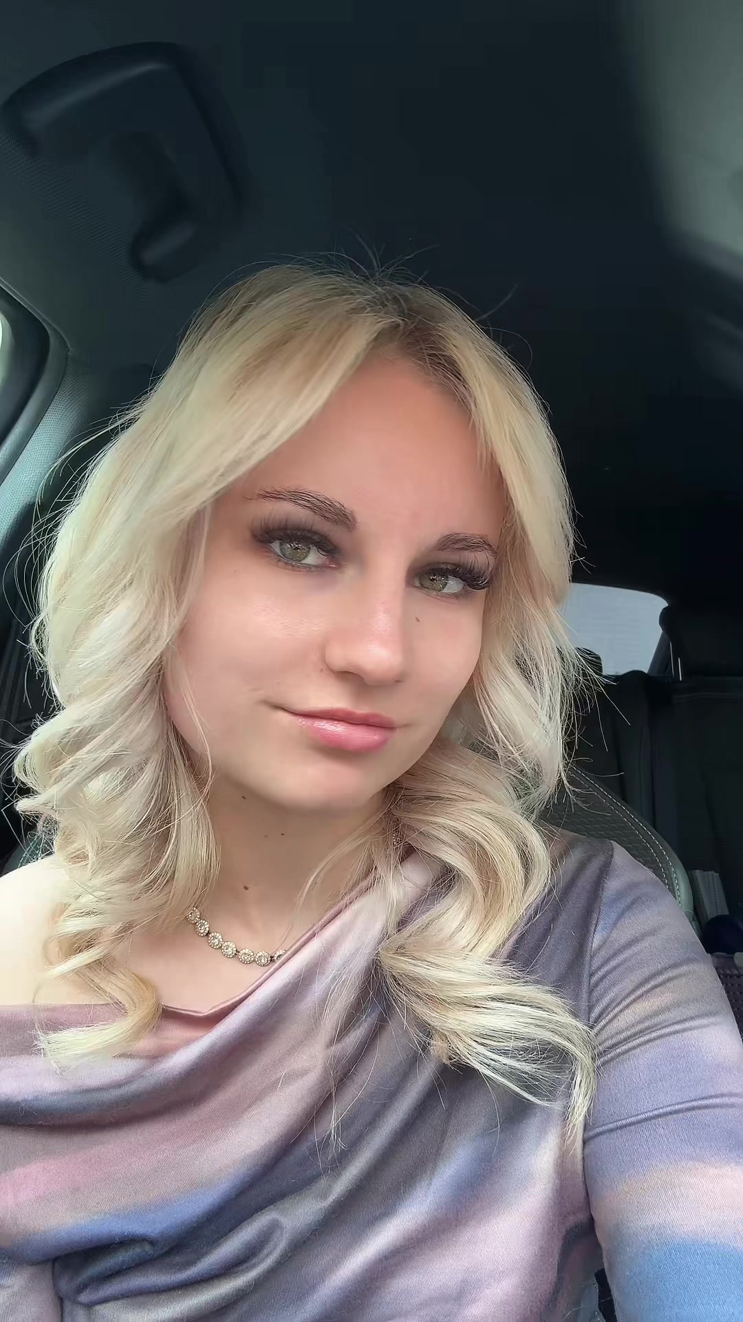 @𝐽𝑂𝑆𝐼💋