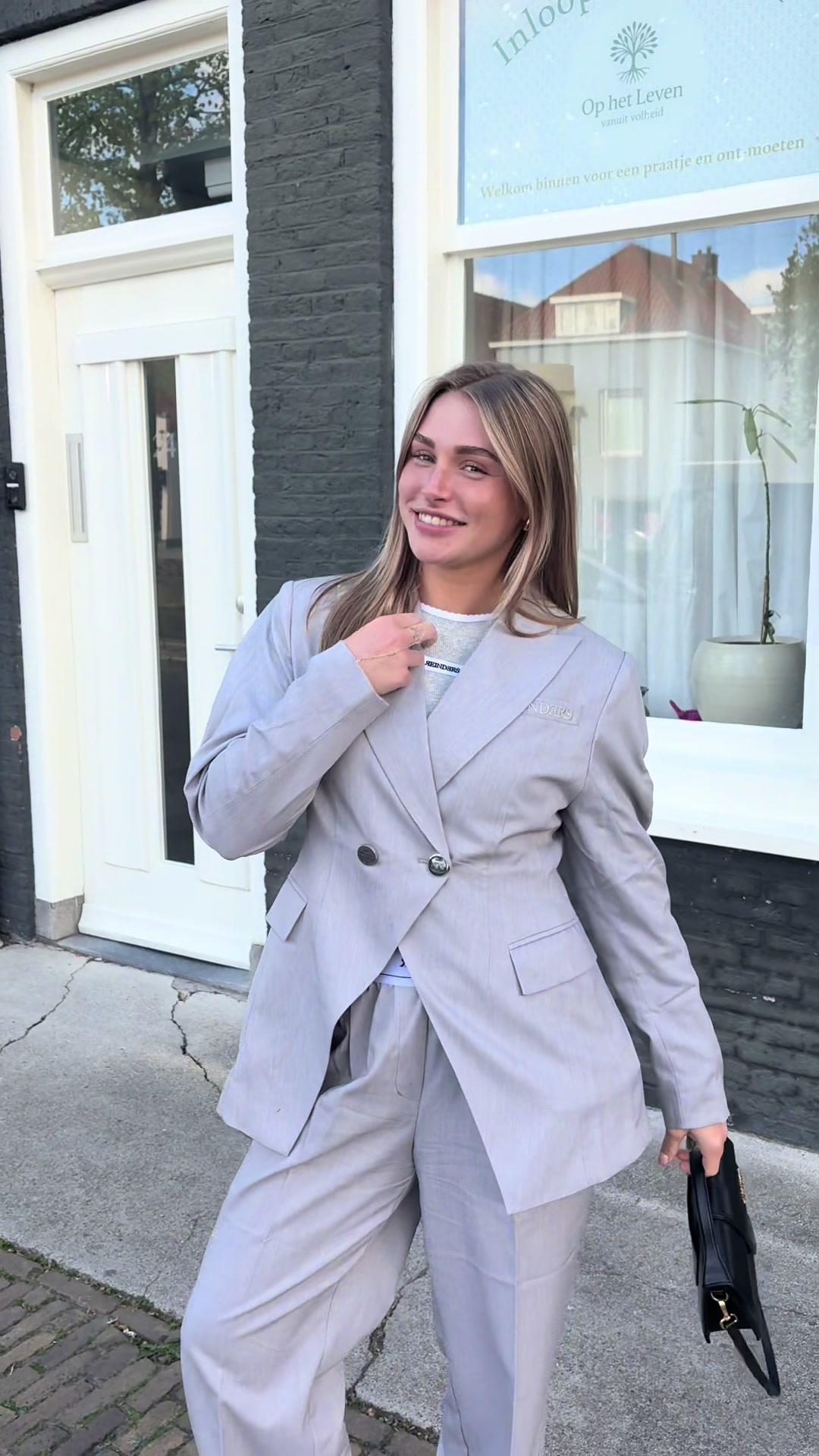 @NAOMI VAN EEREN
