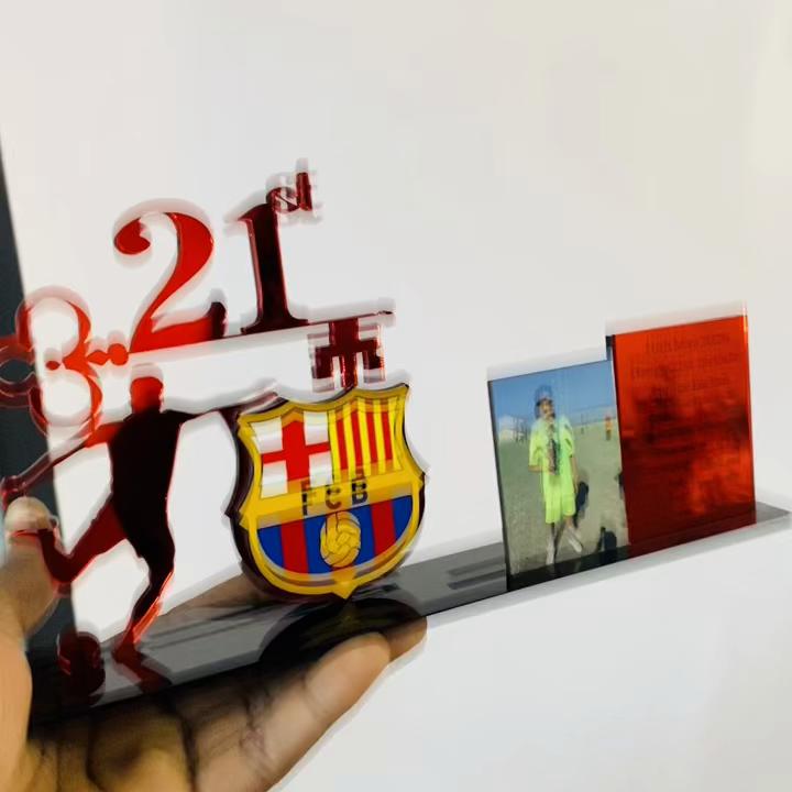 @J & Z Creative Studio
