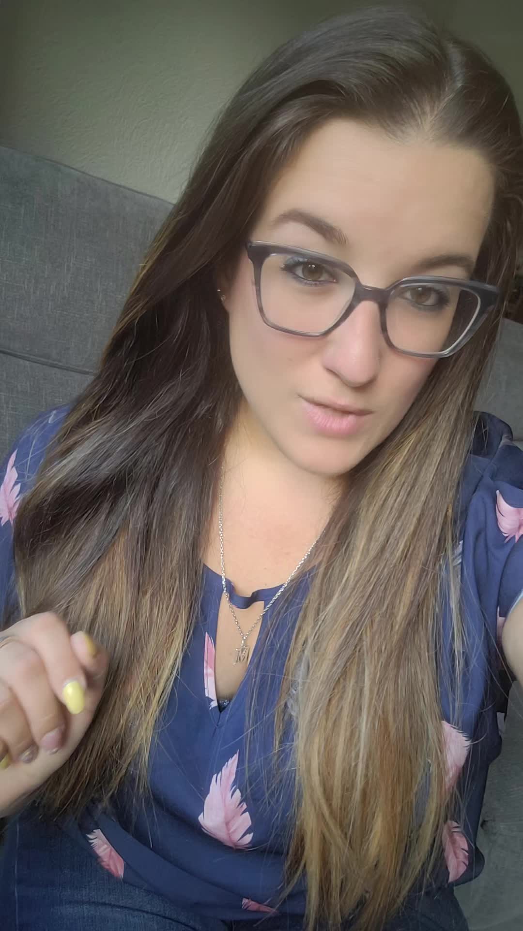 @Ang&eacute;liique