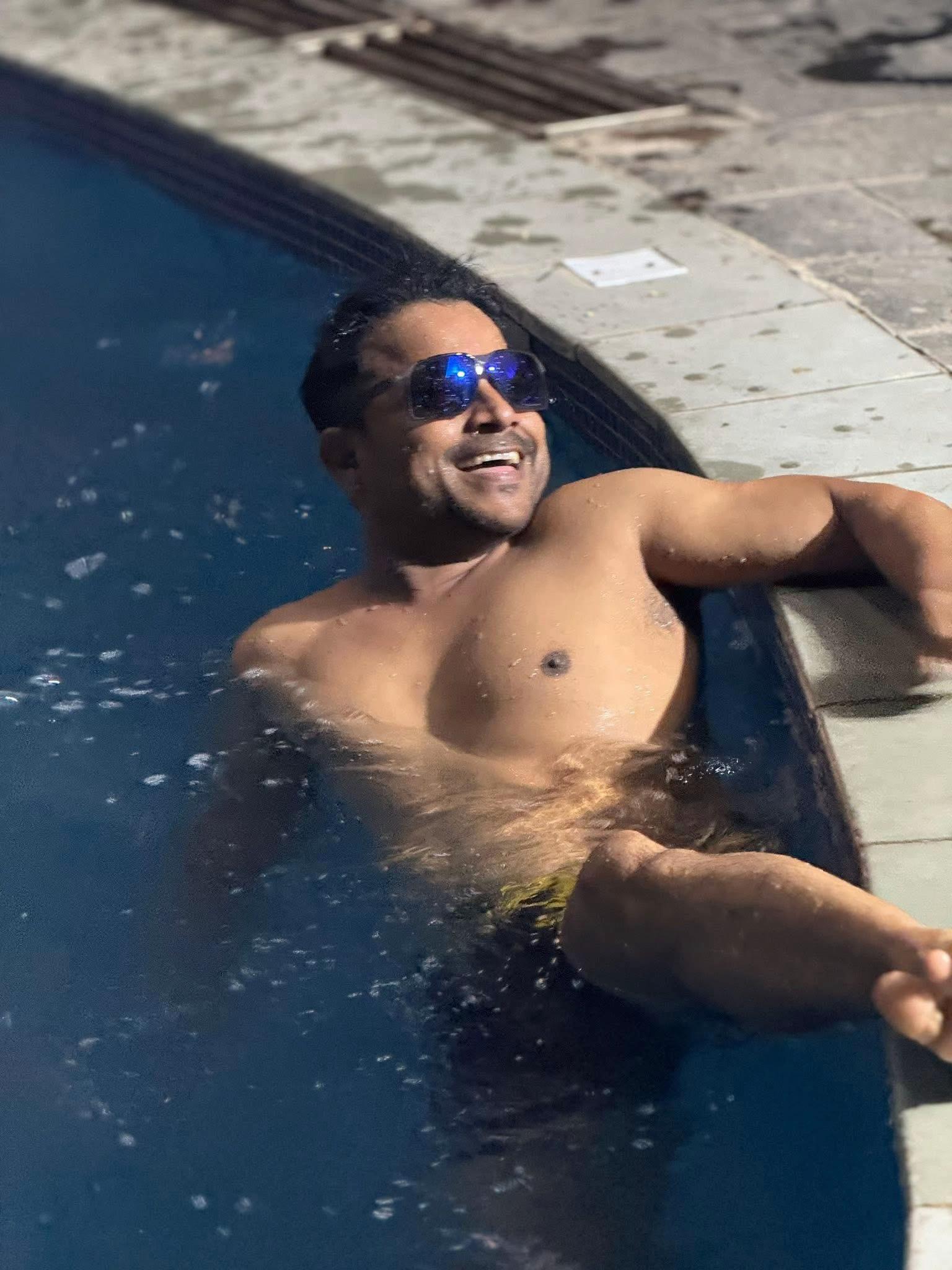 @EMRAAN DAS
