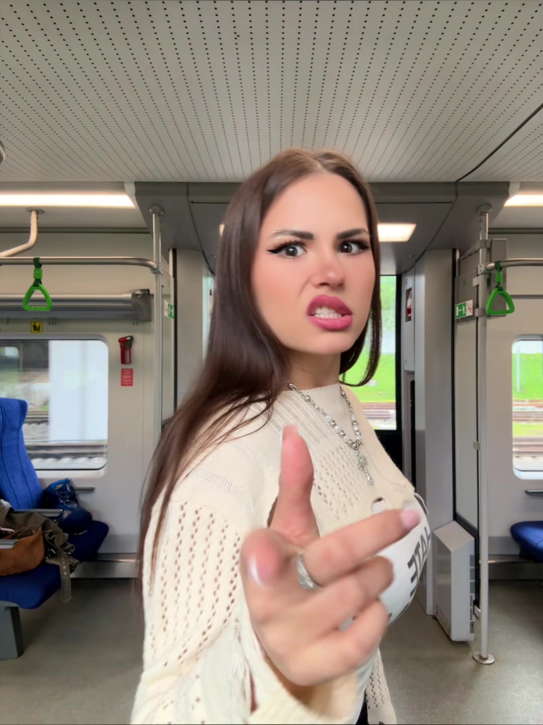 @Аделька 🎀