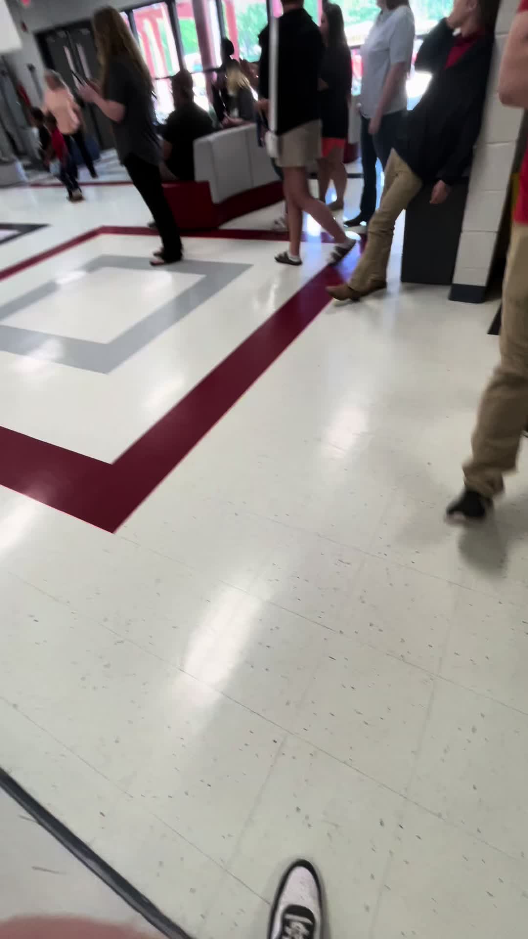 @Ilowkeyhatemyschool