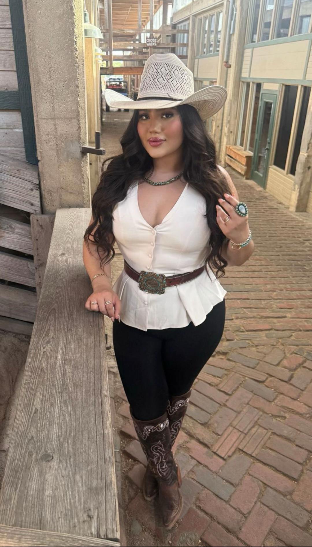 @alejandra lopez