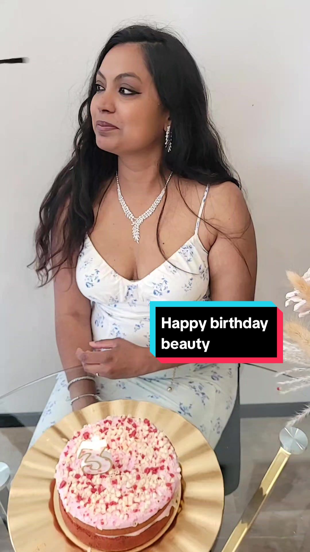 @Esmeralda