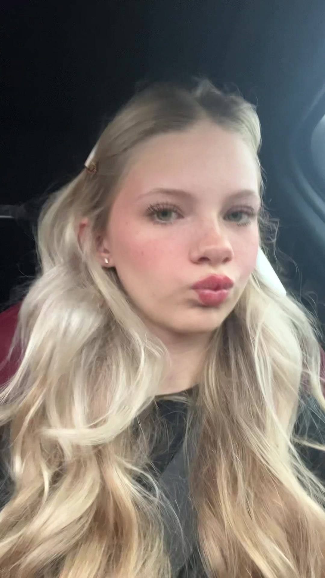 @julesss