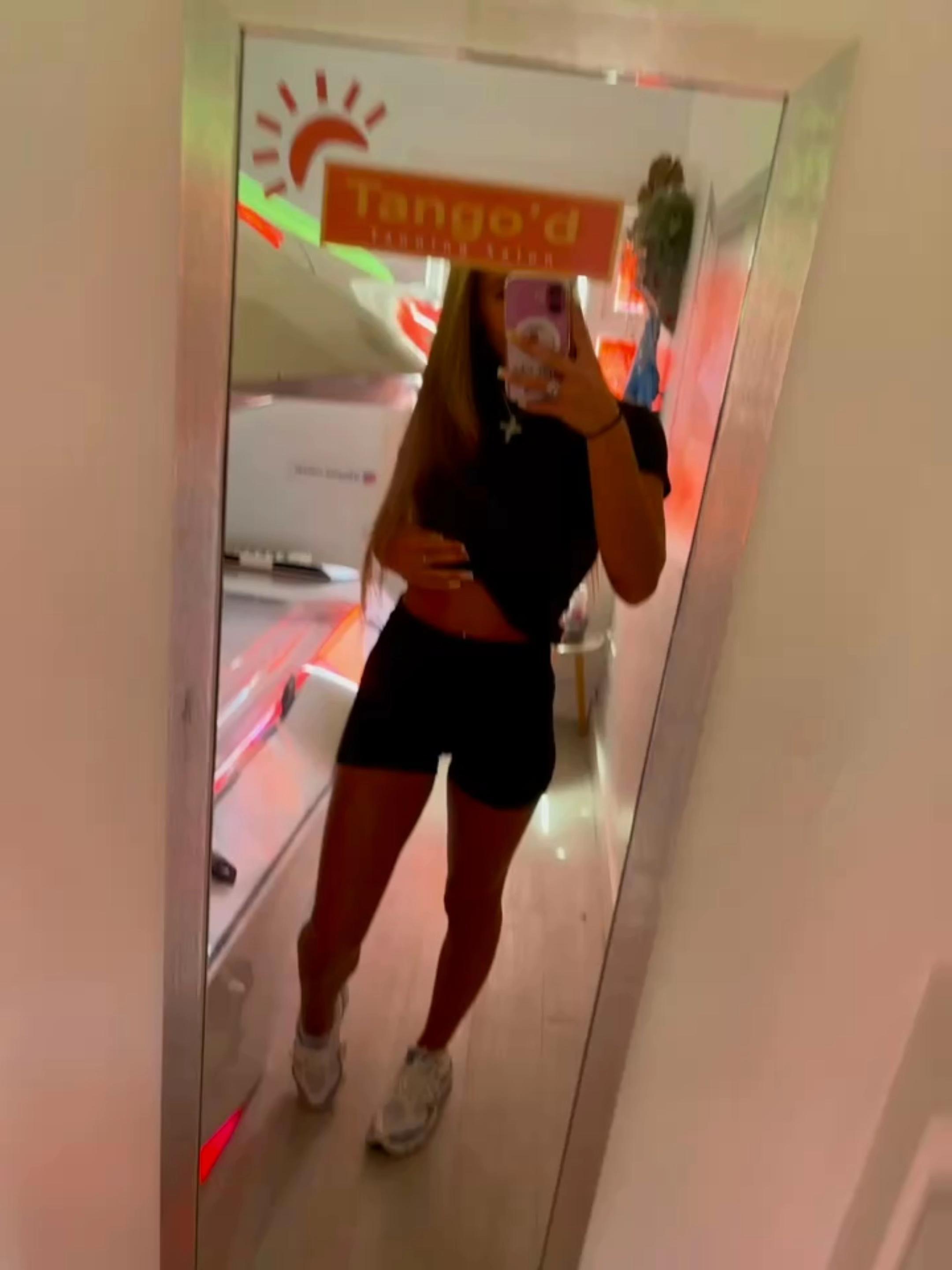 @𝐒𝐚𝐩𝐩𝐡𝐢𝐫𝐞-𝐛𝐞𝐥𝐥𝐚