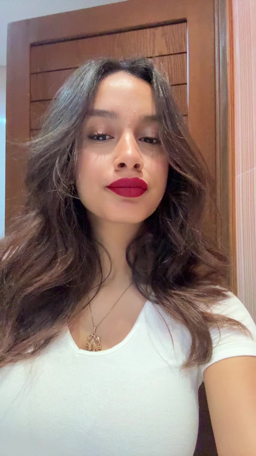 @🦂