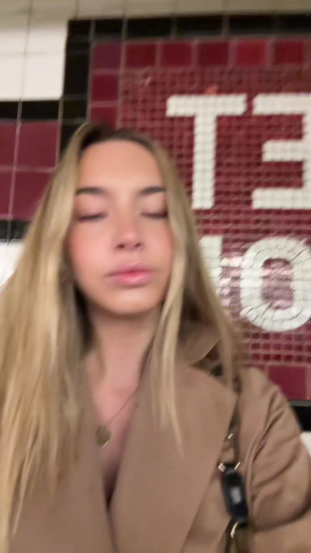 @dasha dova