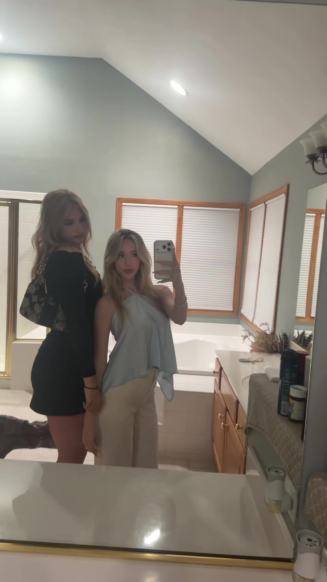 @Onya