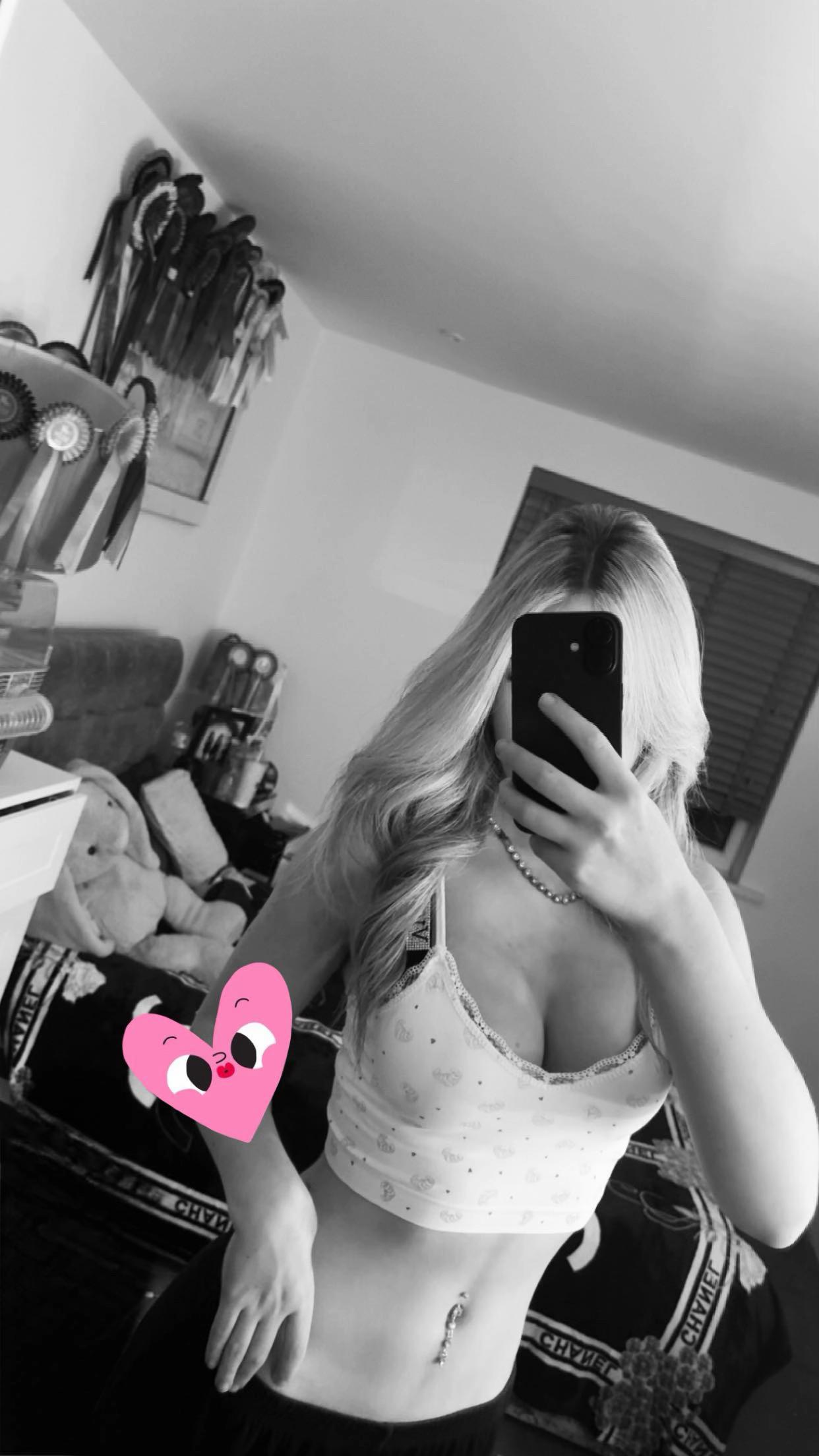 @𝐋𝐢𝐥𝐥𝐲