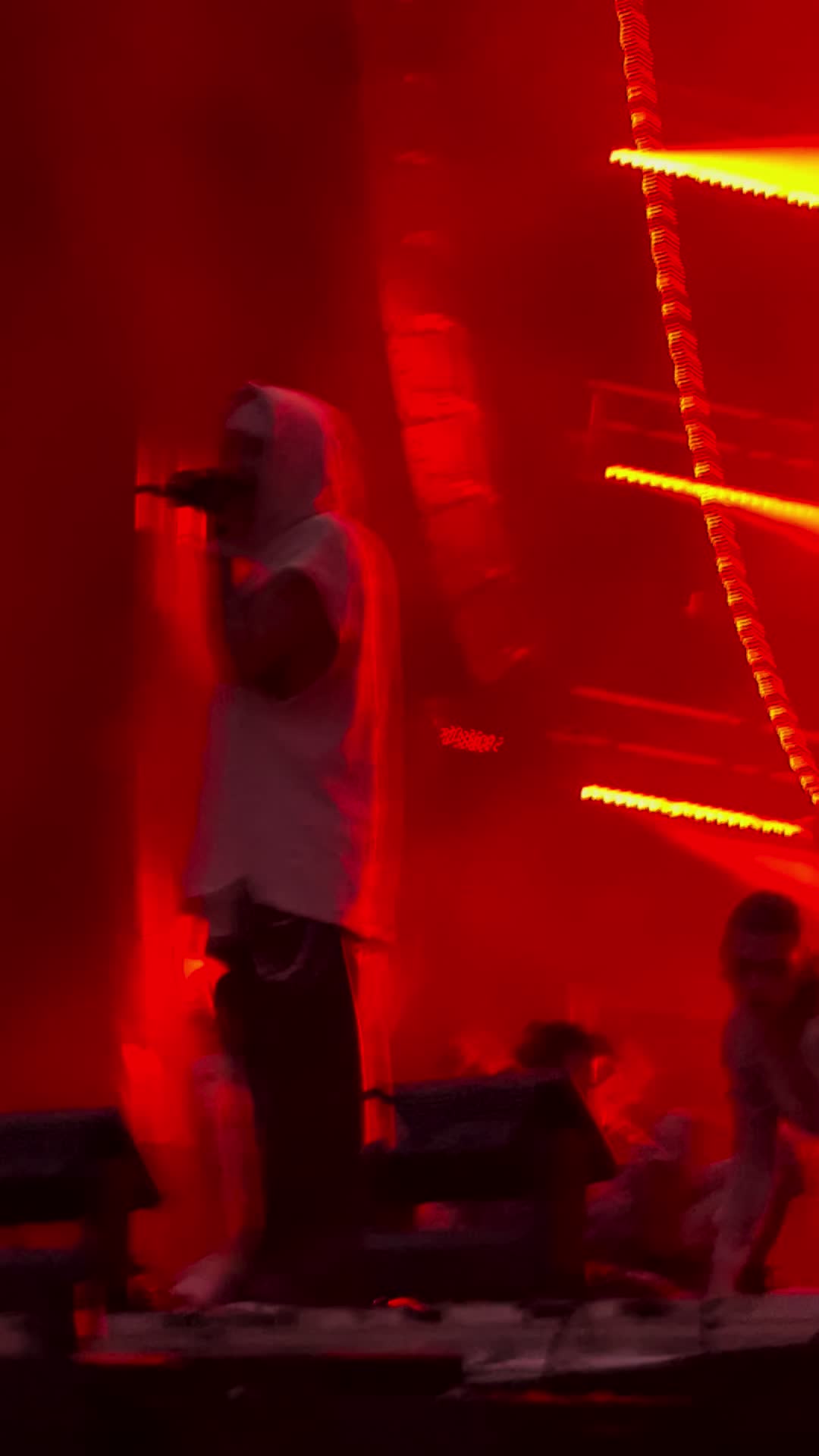 @🦦🤍